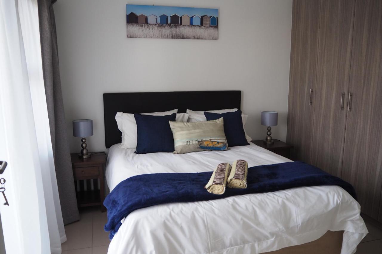 Or Tambo Self Catering Apartments, The Willows Боксбург Экстерьер фото